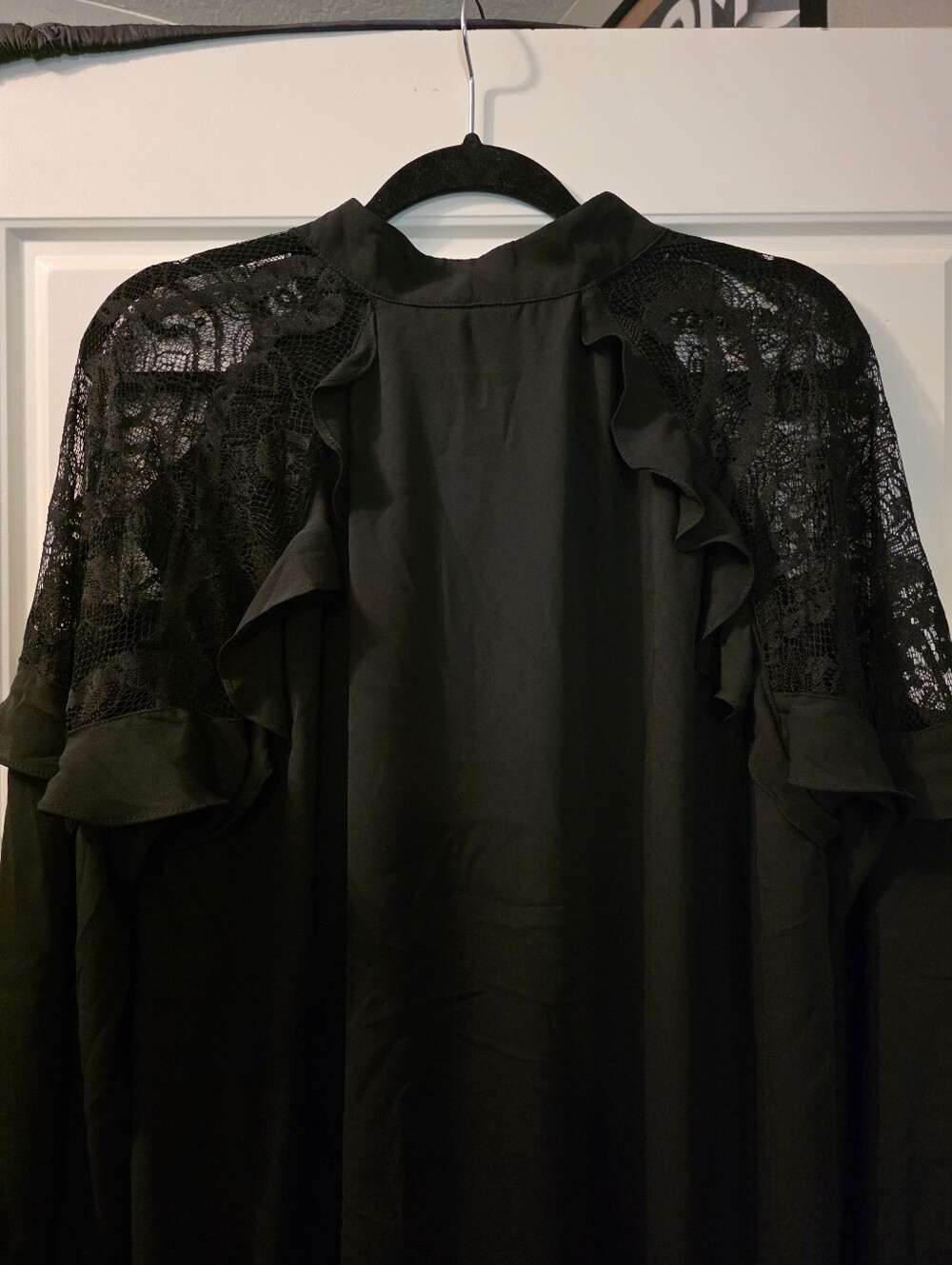Sheer Top With Lace Shoulder Detail - Picture 4 of 4